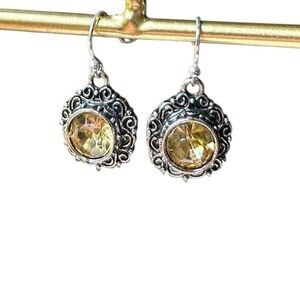 New 🎁 Silver and Citrine Dangle Earrings